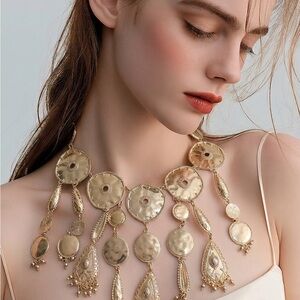 Chico's Gold Hammered Disc & Teardrop Bib Necklace